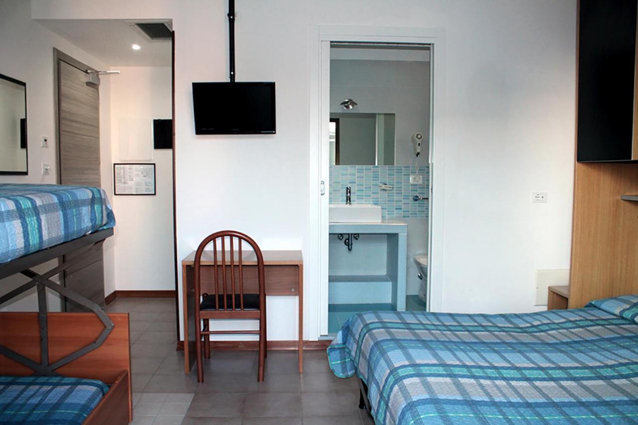 לידו די ג'סולו Hotel Ondina מראה חיצוני תמונה